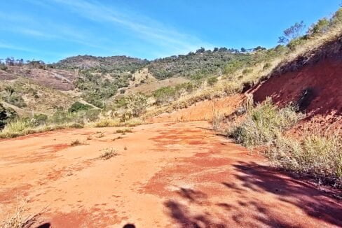 Terreno 1.563m² a venda em Joanópolis-SP (4)