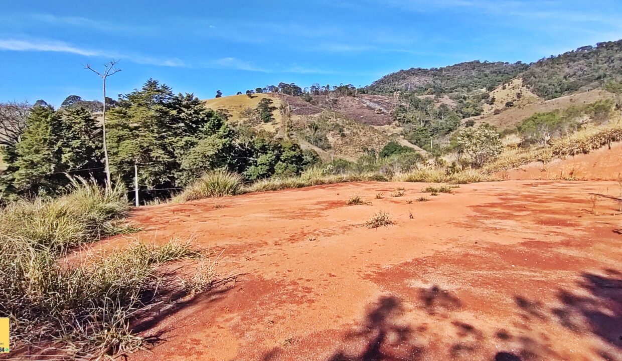 Terreno 1.563m² a venda em Joanópolis-SP (5)