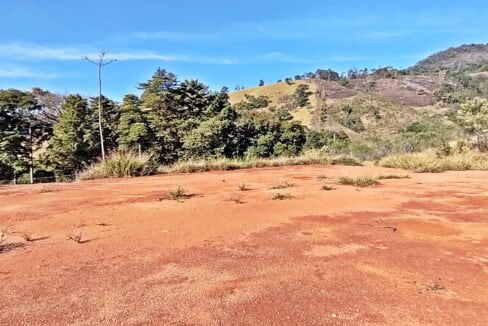 Terreno 1.563m² a venda em Joanópolis-SP (6)