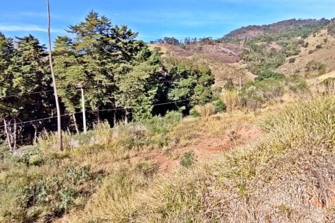 Terreno 1.563m² a venda em Joanópolis-SP (9)