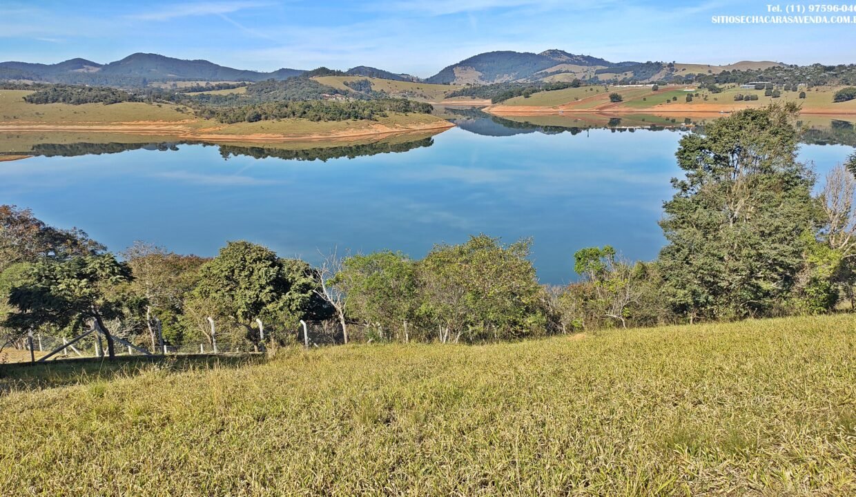 Terreno grande para chácara a venda represa Joanópolis pé na água