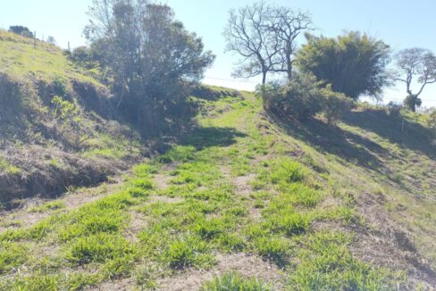 terreno grande a venda em joanópolis vista para montanhas 9.000m, pagamento facilitado (10)