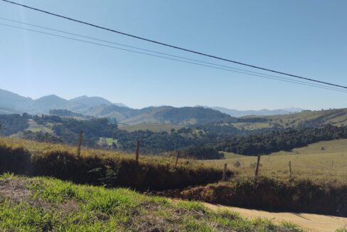 terreno grande a venda em joanópolis vista para montanhas 9.000m, pagamento facilitado (9)