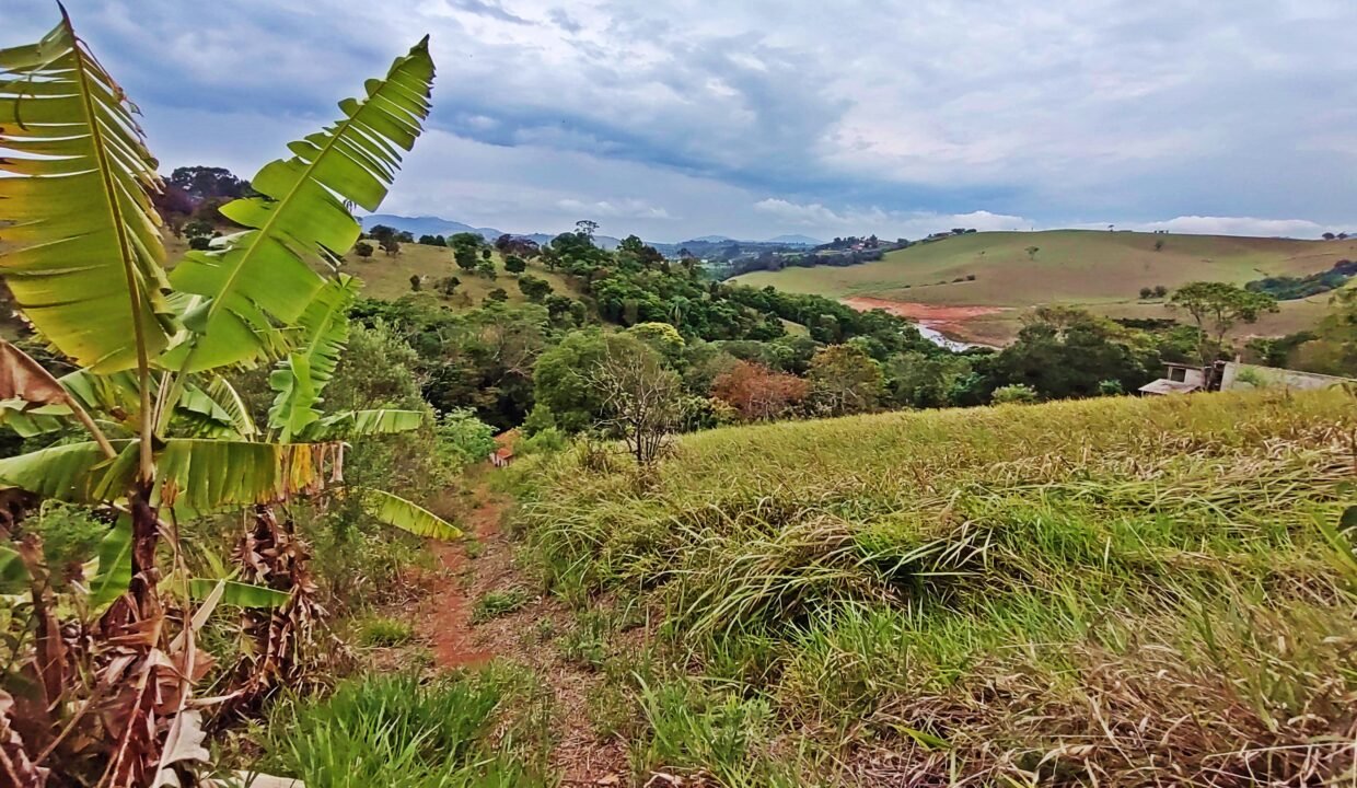 Chácara 4.910m², Próximo A Represa, A Venda Em Joanópolis-sp (1)