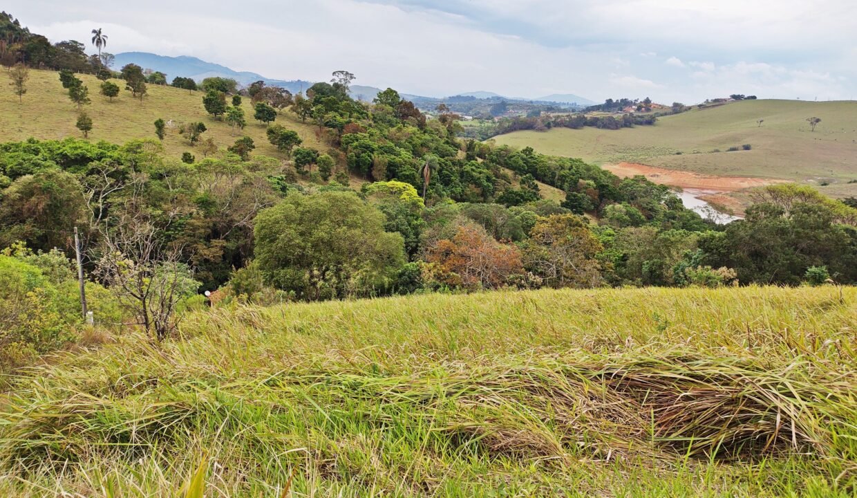 Chácara 4.910m², Próximo A Represa, A Venda Em Joanópolis-sp (7)