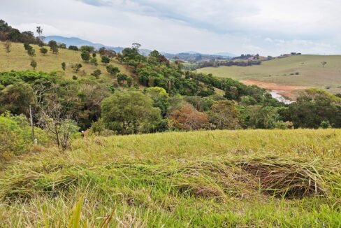 Chácara 4.910m², Próximo A Represa, A Venda Em Joanópolis-sp (7)