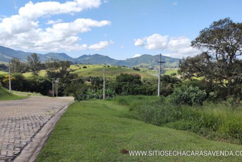 Terreno condomínio vista para montanha em joanópolis pagamento facilitado(18)