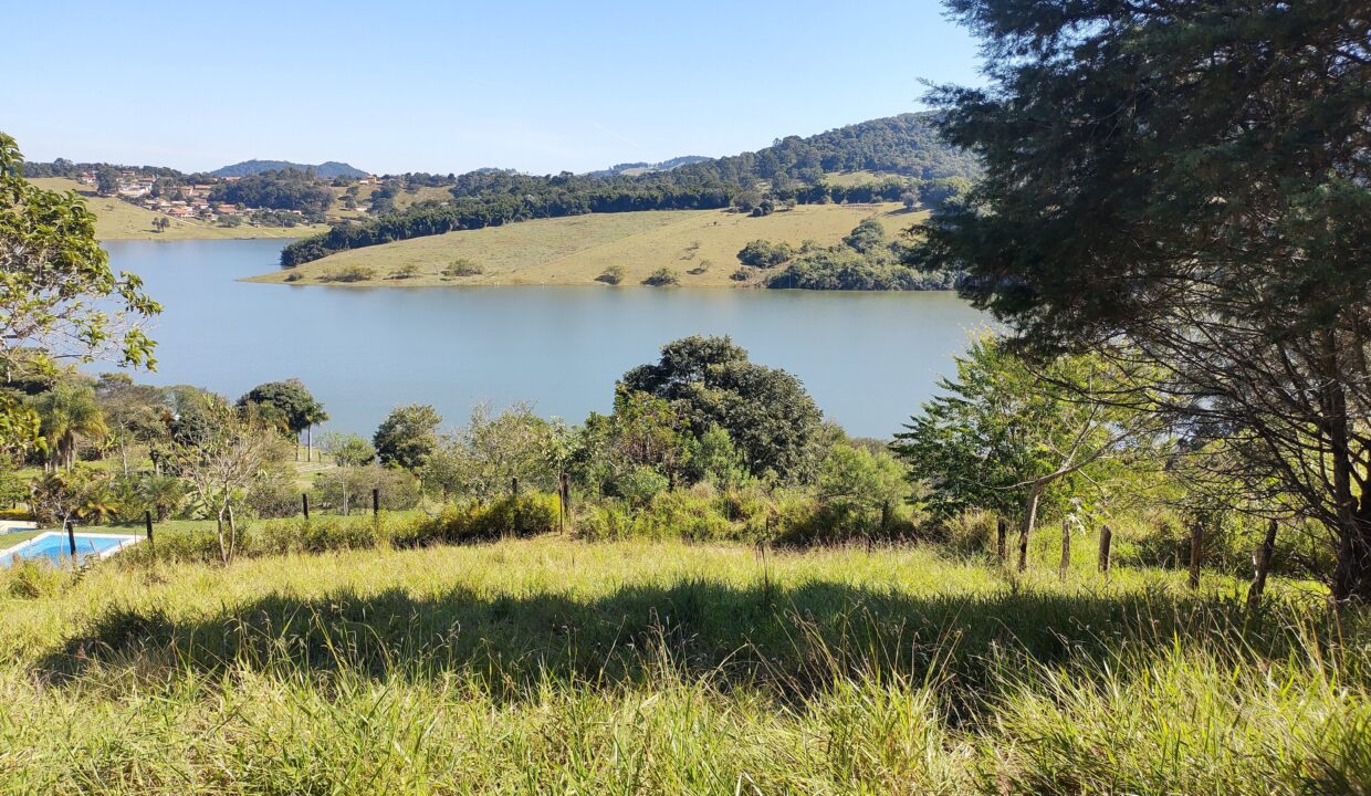 terreno com vista permanente e acesso a represa do jaguari a venda em joanopolis interior sp (7)