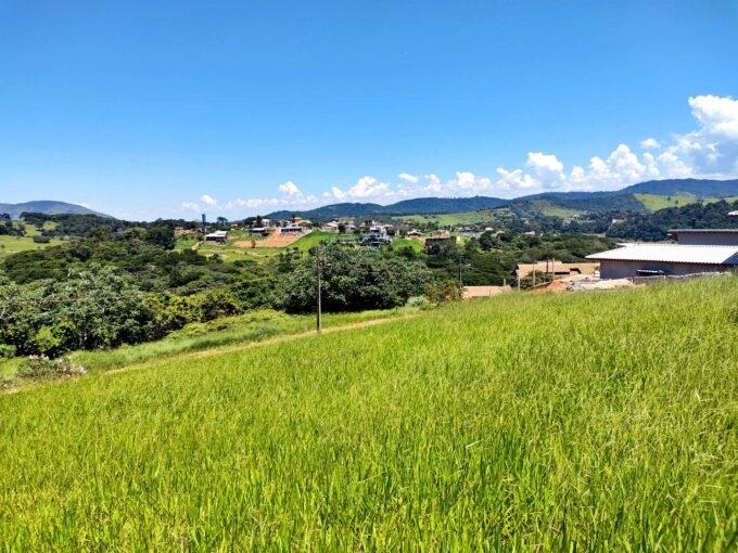 Terreno em condomínio na represa