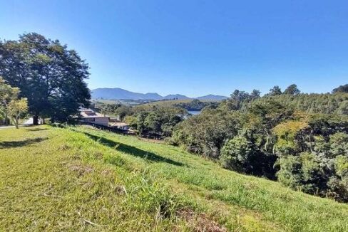 Terreno Represa Condomínio San Lorenzo