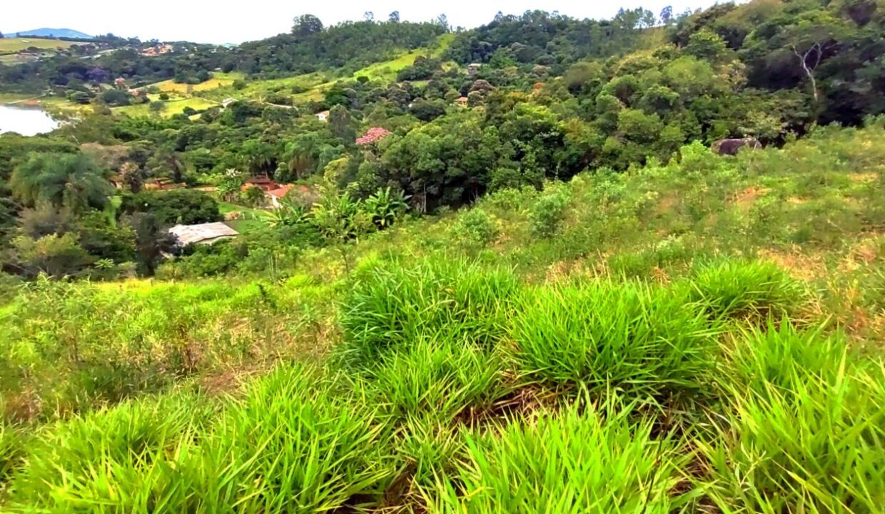 terreno grande 6.000 m² vista para a represa jaguari a venda em joanópolis (11)