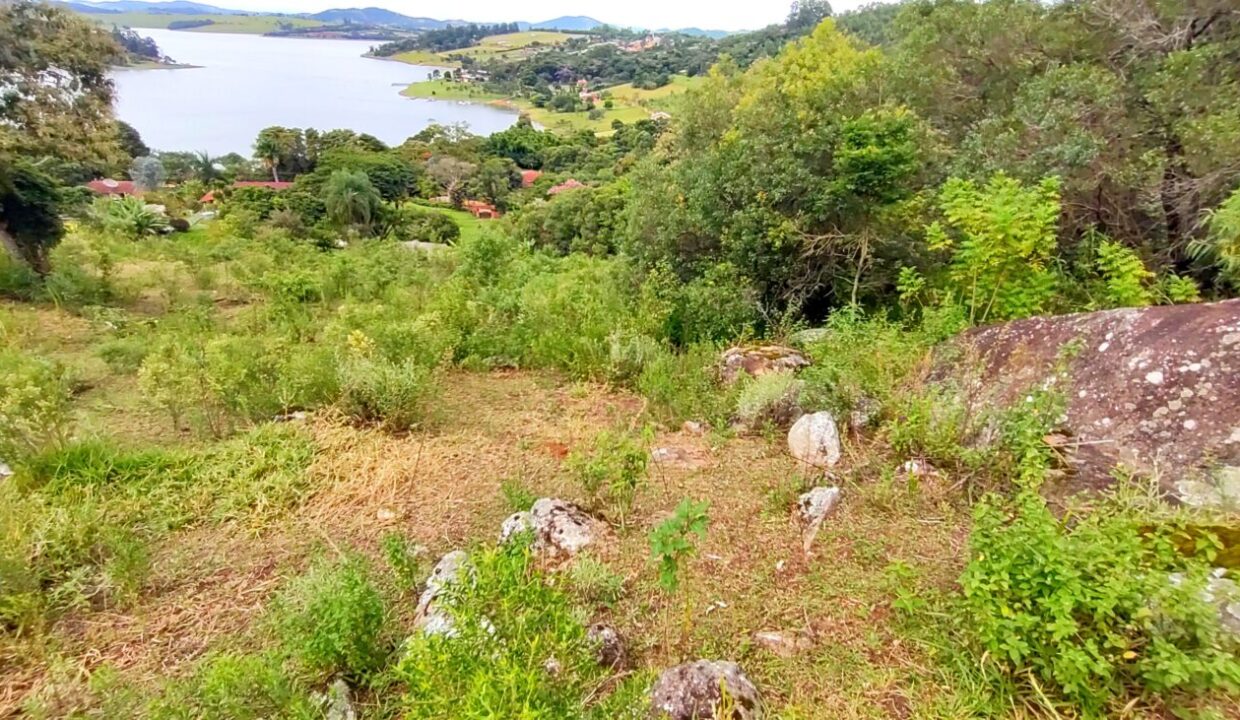 terreno grande 6.000 m² vista para a represa jaguari a venda em joanópolis (12)