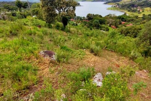 terreno grande 6.000 m² vista para a represa jaguari a venda em joanópolis (13)