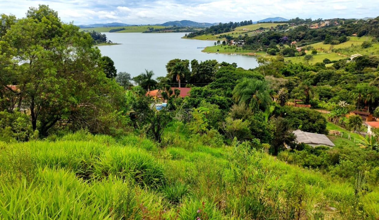 terreno grande 6.000 m² vista para a represa jaguari a venda em joanópolis (17)