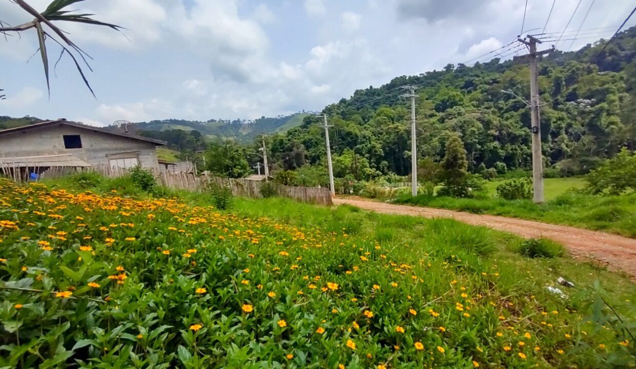 Terreno barato a venda joanópolis estrada cachoeira dos pretos (6)