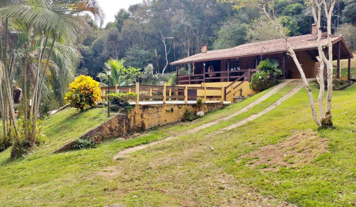 chácara-casa-pé na água a venda represa Jaguari interior SP Joanópolis (31)