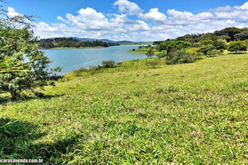 Terreno pé n'água a venda 4.000m²